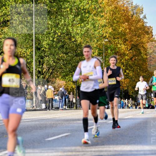 25.10.2026 - hella hamburg halbmarathon Dr. Thomas Lammeyer http://msf.ph/oto/11053869 25.10.2026 10:16:46 Kennedybrücke 25254 meine-sportfotos.de
