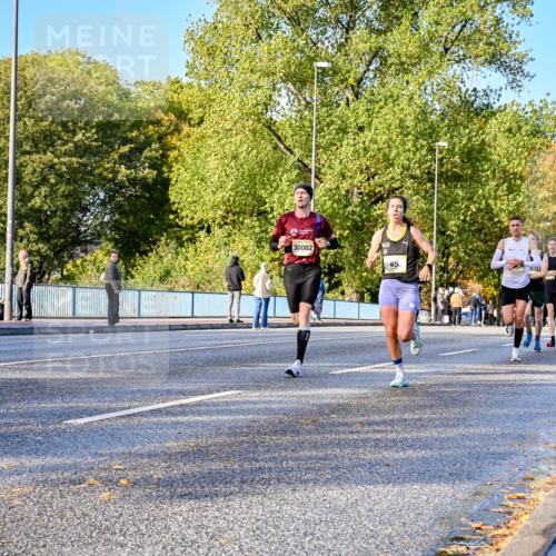 25.10.2026 - hella hamburg halbmarathon Dr. Thomas Lammeyer http://msf.ph/oto/11053871 25.10.2026 10:16:46 Kennedybrücke 30002, 45, 9804 meine-sportfotos.de