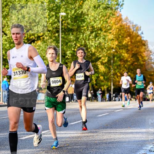 25.10.2026 - hella hamburg halbmarathon Dr. Thomas Lammeyer http://msf.ph/oto/11053890 25.10.2026 10:16:48 Kennedybrücke 31330, 9804, 35254 meine-sportfotos.de