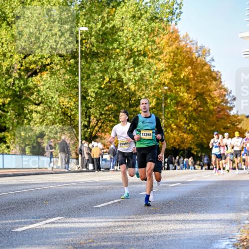 25.10.2026 - hella hamburg halbmarathon Dr. Thomas Lammeyer http://msf.ph/oto/11053918 25.10.2026 10:16:51 Kennedybrücke 22899, 13398 meine-sportfotos.de