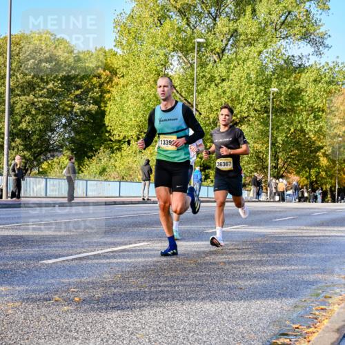 25.10.2026 - hella hamburg halbmarathon Dr. Thomas Lammeyer http://msf.ph/oto/11053949 25.10.2026 10:16:54 Kennedybrücke 1339, 36367 meine-sportfotos.de