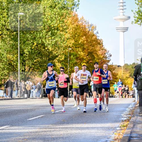 25.10.2026 - hella hamburg halbmarathon Dr. Thomas Lammeyer http://msf.ph/oto/11053972 25.10.2026 10:16:56 Kennedybrücke 6342, 33610, 347, 22628, 3388, 34314 meine-sportfotos.de