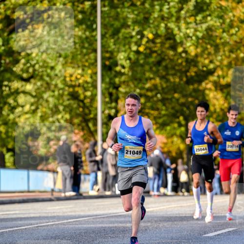 25.10.2026 - hella hamburg halbmarathon Dr. Thomas Lammeyer http://msf.ph/oto/11054026 25.10.2026 10:17:05 Kennedybrücke 21049, 25044, 20014 meine-sportfotos.de