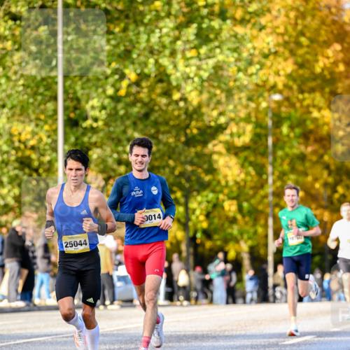 25.10.2026 - hella hamburg halbmarathon Dr. Thomas Lammeyer http://msf.ph/oto/11054036 25.10.2026 10:17:07 Kennedybrücke 25044, 0014, 18700 meine-sportfotos.de