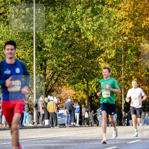 25.10.2026 - hella hamburg halbmarathon Dr. Thomas Lammeyer http://msf.ph/oto/11054046 25.10.2026 10:17:08 Kennedybrücke  meine-sportfotos.de