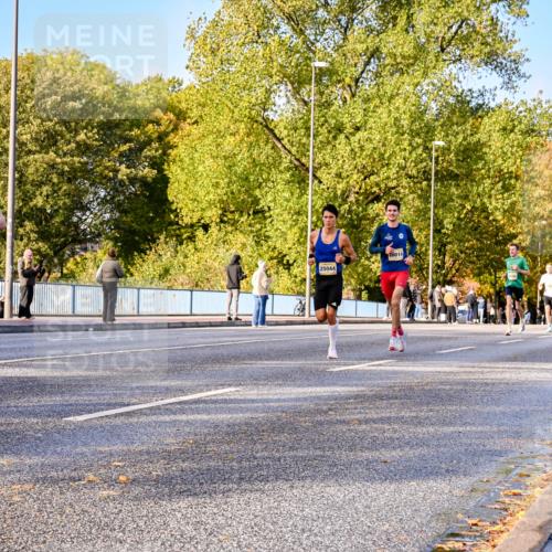 25.10.2026 - hella hamburg halbmarathon Dr. Thomas Lammeyer http://msf.ph/oto/11054049 25.10.2026 10:17:09 Kennedybrücke 21049, 25044, 20014 meine-sportfotos.de