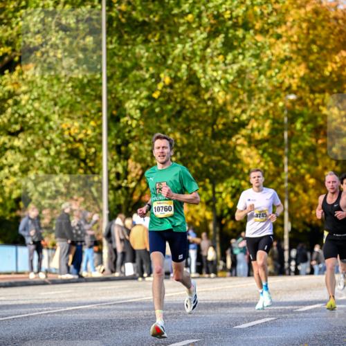 25.10.2026 - hella hamburg halbmarathon Dr. Thomas Lammeyer http://msf.ph/oto/11054056 25.10.2026 10:17:10 Kennedybrücke 10760, 3745 meine-sportfotos.de