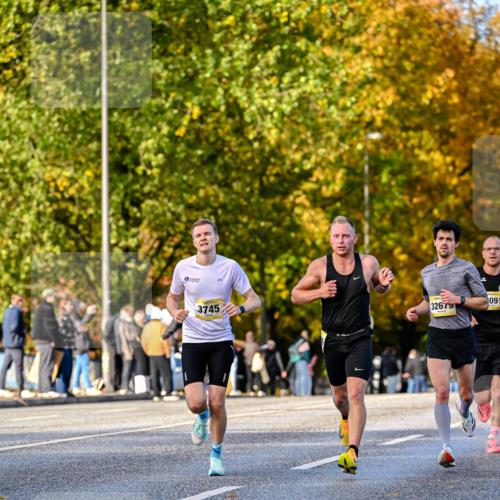 25.10.2026 - hella hamburg halbmarathon Dr. Thomas Lammeyer http://msf.ph/oto/11054071 25.10.2026 10:17:12 Kennedybrücke 091, 32675, 3745 meine-sportfotos.de