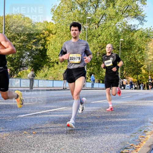 25.10.2026 - hella hamburg halbmarathon Dr. Thomas Lammeyer http://msf.ph/oto/11054110 25.10.2026 10:17:16 Kennedybrücke 32679, 32091 meine-sportfotos.de