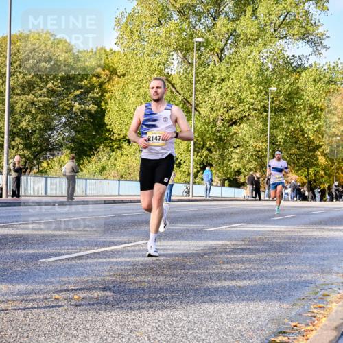 25.10.2026 - hella hamburg halbmarathon Dr. Thomas Lammeyer http://msf.ph/oto/11054192 25.10.2026 10:17:28 Kennedybrücke 21474, 24366 meine-sportfotos.de