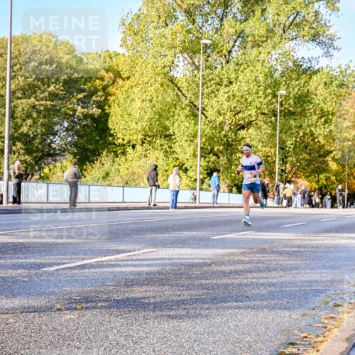 25.10.2026 - hella hamburg halbmarathon Dr. Thomas Lammeyer http://msf.ph/oto/11054202 25.10.2026 10:17:29 Kennedybrücke 479, 2436 meine-sportfotos.de