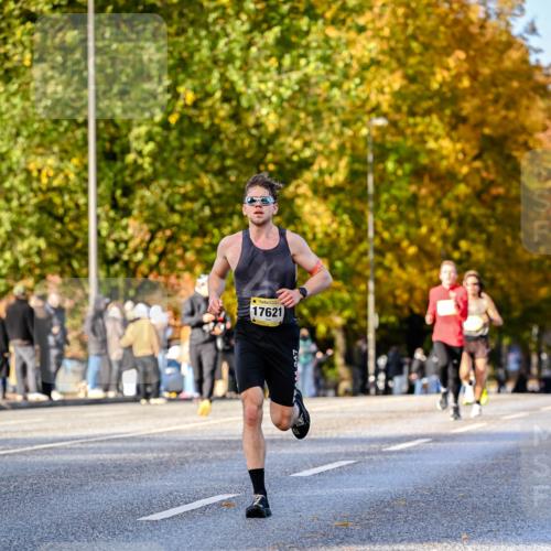25.10.2026 - hella hamburg halbmarathon Dr. Thomas Lammeyer http://msf.ph/oto/11054216 25.10.2026 10:17:33 Kennedybrücke 17621 meine-sportfotos.de