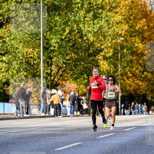 25.10.2026 - hella hamburg halbmarathon Dr. Thomas Lammeyer http://msf.ph/oto/11054230 25.10.2026 10:17:36 Kennedybrücke 3300, 31, 35621 meine-sportfotos.de