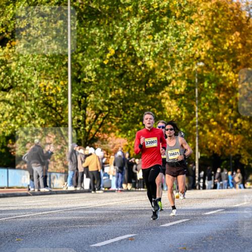 25.10.2026 - hella hamburg halbmarathon Dr. Thomas Lammeyer http://msf.ph/oto/11054233 25.10.2026 10:17:36 Kennedybrücke 33007, 35621 meine-sportfotos.de
