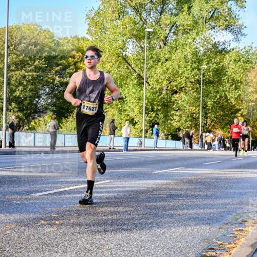 25.10.2026 - hella hamburg halbmarathon Dr. Thomas Lammeyer http://msf.ph/oto/11054234 25.10.2026 10:17:36 Kennedybrücke 17621 meine-sportfotos.de