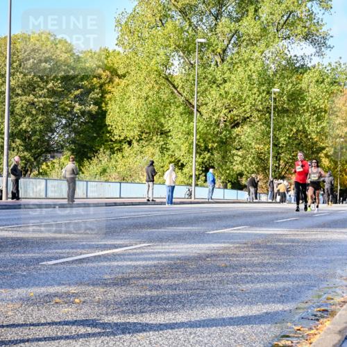 25.10.2026 - hella hamburg halbmarathon Dr. Thomas Lammeyer http://msf.ph/oto/11054243 25.10.2026 10:17:37 Kennedybrücke  meine-sportfotos.de