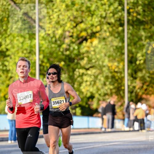 25.10.2026 - hella hamburg halbmarathon Dr. Thomas Lammeyer http://msf.ph/oto/11054258 25.10.2026 10:17:40 Kennedybrücke 33007, 35621 meine-sportfotos.de