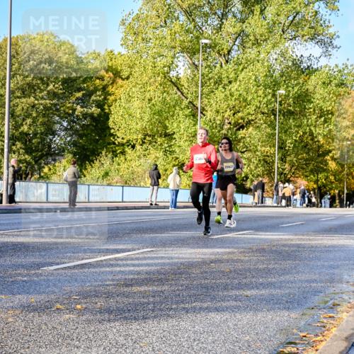 25.10.2026 - hella hamburg halbmarathon Dr. Thomas Lammeyer http://msf.ph/oto/11054259 25.10.2026 10:17:40 Kennedybrücke 3500, 35621 meine-sportfotos.de