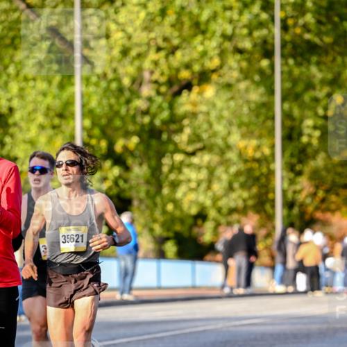25.10.2026 - hella hamburg halbmarathon Dr. Thomas Lammeyer http://msf.ph/oto/11054263 25.10.2026 10:17:40 Kennedybrücke 35621 meine-sportfotos.de