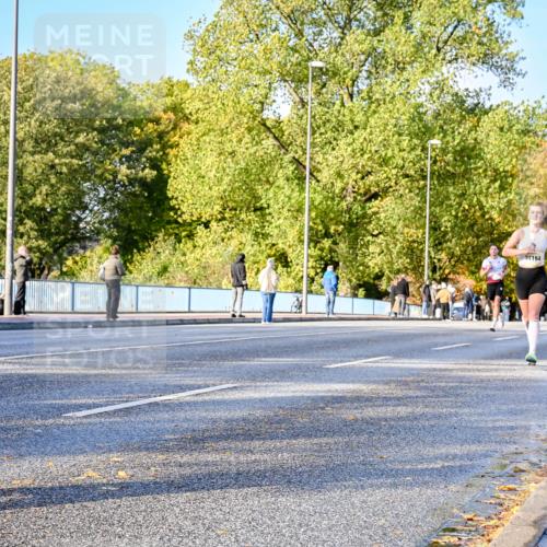 25.10.2026 - hella hamburg halbmarathon Dr. Thomas Lammeyer http://msf.ph/oto/11054282 25.10.2026 10:17:42 Kennedybrücke 35, 34164, 8584 meine-sportfotos.de