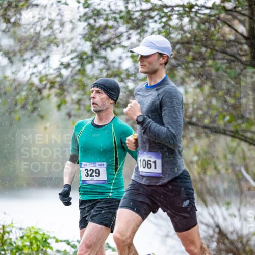 07.11.2021 - Bramfelder Winterlaufserie 2021/2022 Lauf 1 Michael Strokosch http://msf.ph/oto/3594352 07.11.2021 11:26:53 Laufen 1061, 2679, 2678, 329 meine-sportfotos.de