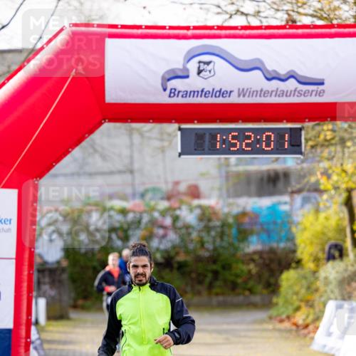 07.11.2021 - Bramfelder Winterlaufserie 2021/2022 Lauf 1 Michael Strokosch http://msf.ph/oto/3594482 07.11.2021 12:22:54 Laufen 52, 0, 1 meine-sportfotos.de