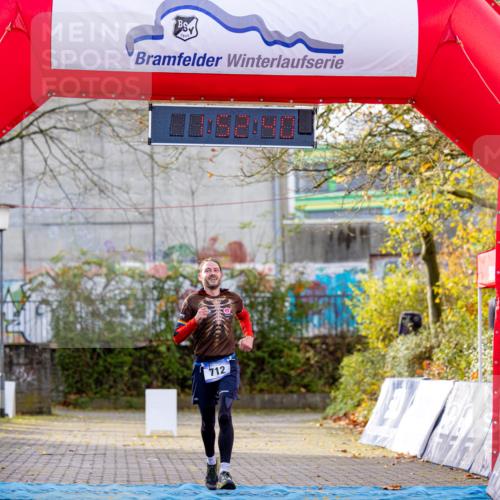 07.11.2021 - Bramfelder Winterlaufserie 2021/2022 Lauf 1 Michael Strokosch http://msf.ph/oto/3594494 07.11.2021 12:23:34 Laufen 1945, 712 meine-sportfotos.de