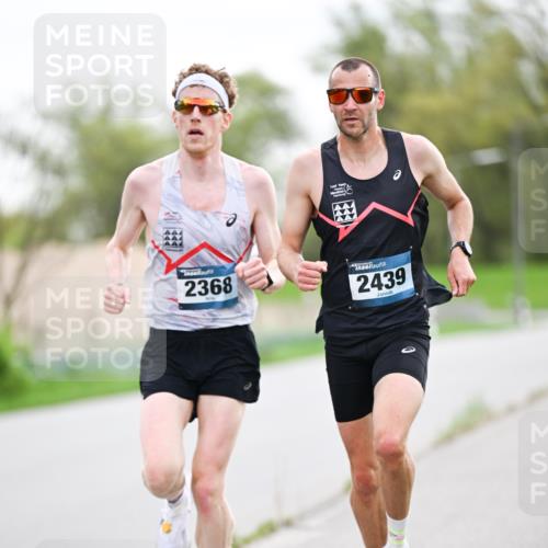 07.04.2024 - 43. Internationalen Wilhelmsburger Insellauf Dr. Thomas Lammeyer http://msf.ph/oto/6037556 07.04.2024 10:21:29 Laufen 2368, 2439 meine-sportfotos.de