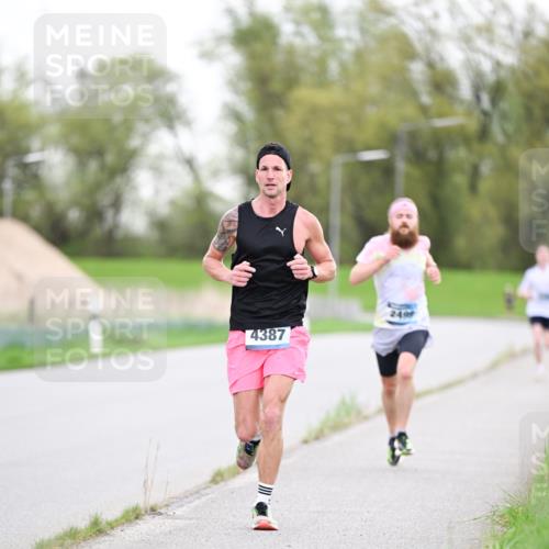 07.04.2024 - 43. Internationalen Wilhelmsburger Insellauf Dr. Thomas Lammeyer http://msf.ph/oto/6037582 07.04.2024 10:22:28 Laufen 4387, 2499 meine-sportfotos.de