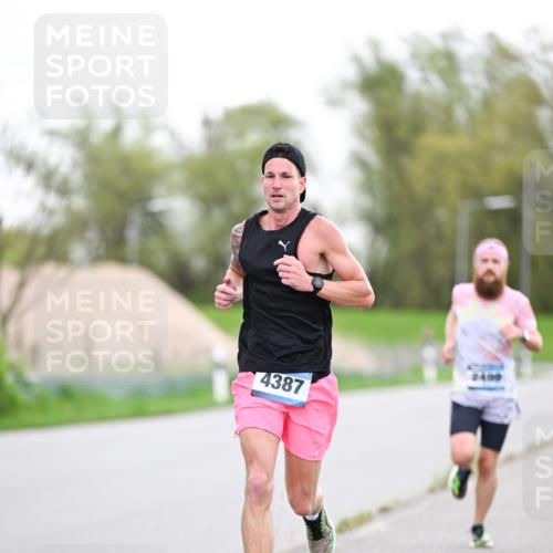 07.04.2024 - 43. Internationalen Wilhelmsburger Insellauf Dr. Thomas Lammeyer http://msf.ph/oto/6037589 07.04.2024 10:22:28 Laufen 4387 meine-sportfotos.de