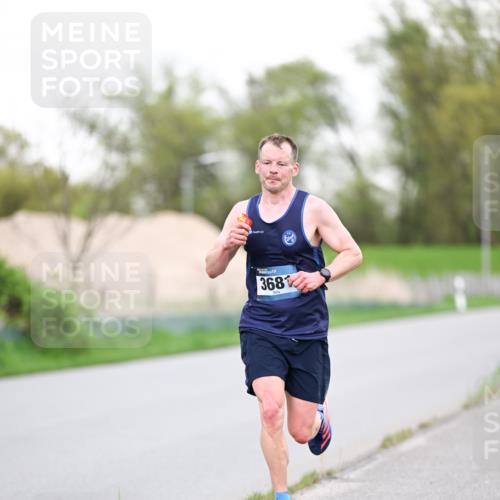 07.04.2024 - 43. Internationalen Wilhelmsburger Insellauf Dr. Thomas Lammeyer http://msf.ph/oto/6037873 07.04.2024 10:24:33 Laufen 368 meine-sportfotos.de