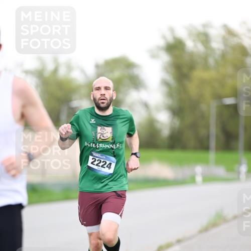 07.04.2024 - 43. Internationalen Wilhelmsburger Insellauf Dr. Thomas Lammeyer http://msf.ph/oto/6037903 07.04.2024 10:24:40 Laufen 5, 2224 meine-sportfotos.de