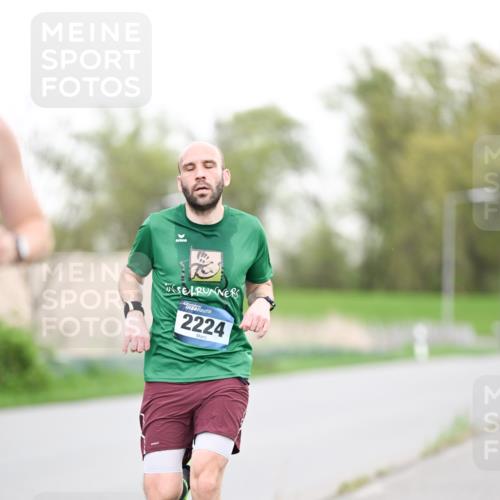07.04.2024 - 43. Internationalen Wilhelmsburger Insellauf Dr. Thomas Lammeyer http://msf.ph/oto/6037905 07.04.2024 10:24:40 Laufen 43, 2224 meine-sportfotos.de