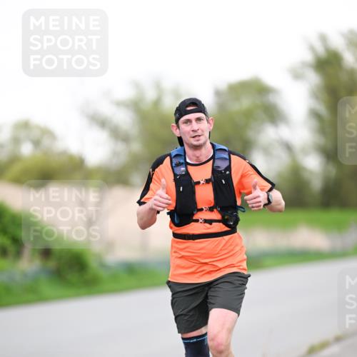 07.04.2024 - 43. Internationalen Wilhelmsburger Insellauf Dr. Thomas Lammeyer http://msf.ph/oto/6037913 07.04.2024 10:24:55 Laufen  meine-sportfotos.de