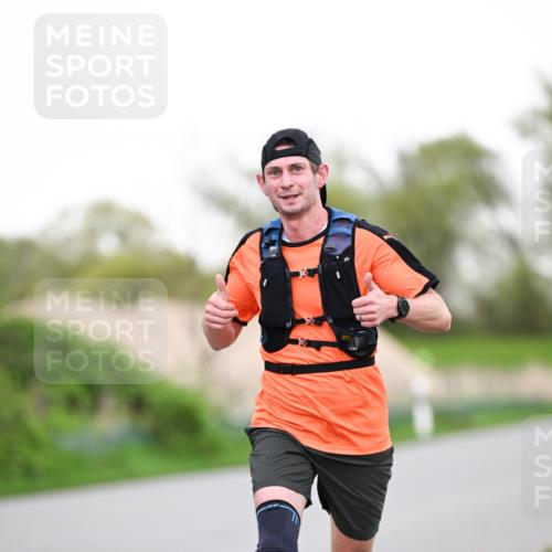 07.04.2024 - 43. Internationalen Wilhelmsburger Insellauf Dr. Thomas Lammeyer http://msf.ph/oto/6037916 07.04.2024 10:24:55 Laufen  meine-sportfotos.de