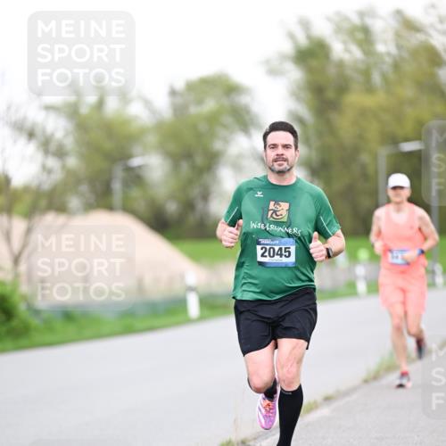 07.04.2024 - 43. Internationalen Wilhelmsburger Insellauf Dr. Thomas Lammeyer http://msf.ph/oto/6037921 07.04.2024 10:25:00 Laufen 2045 meine-sportfotos.de