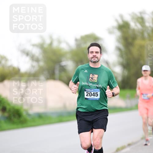 07.04.2024 - 43. Internationalen Wilhelmsburger Insellauf Dr. Thomas Lammeyer http://msf.ph/oto/6037926 07.04.2024 10:25:01 Laufen 2045 meine-sportfotos.de
