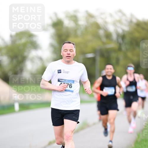 07.04.2024 - 43. Internationalen Wilhelmsburger Insellauf Dr. Thomas Lammeyer http://msf.ph/oto/6037948 07.04.2024 10:25:08 Laufen 376 meine-sportfotos.de