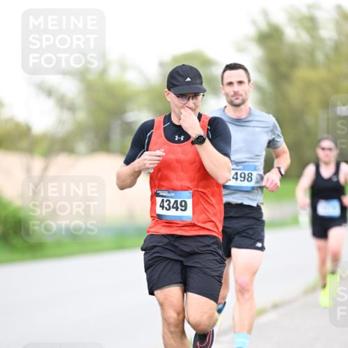 07.04.2024 - 43. Internationalen Wilhelmsburger Insellauf Dr. Thomas Lammeyer http://msf.ph/oto/6038011 07.04.2024 10:25:21 Laufen 4349, 498 meine-sportfotos.de