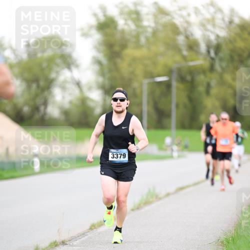 07.04.2024 - 43. Internationalen Wilhelmsburger Insellauf Dr. Thomas Lammeyer http://msf.ph/oto/6038016 07.04.2024 10:25:23 Laufen 3379 meine-sportfotos.de