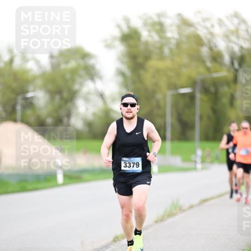 07.04.2024 - 43. Internationalen Wilhelmsburger Insellauf Dr. Thomas Lammeyer http://msf.ph/oto/6038019 07.04.2024 10:25:23 Laufen 3379 meine-sportfotos.de