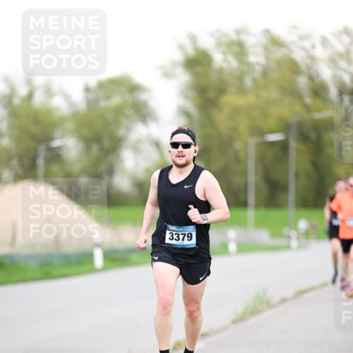 07.04.2024 - 43. Internationalen Wilhelmsburger Insellauf Dr. Thomas Lammeyer http://msf.ph/oto/6038022 07.04.2024 10:25:24 Laufen 3379 meine-sportfotos.de