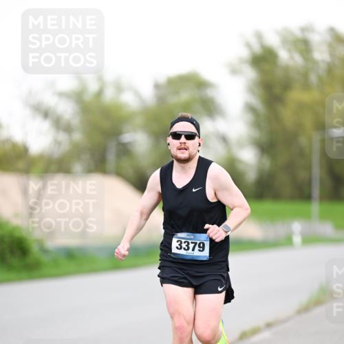 07.04.2024 - 43. Internationalen Wilhelmsburger Insellauf Dr. Thomas Lammeyer http://msf.ph/oto/6038029 07.04.2024 10:25:25 Laufen 3379 meine-sportfotos.de