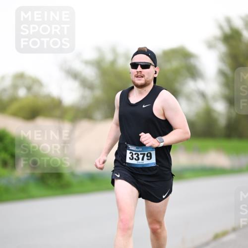 07.04.2024 - 43. Internationalen Wilhelmsburger Insellauf Dr. Thomas Lammeyer http://msf.ph/oto/6038033 07.04.2024 10:25:25 Laufen 3379 meine-sportfotos.de