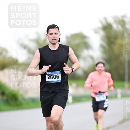 07.04.2024 - 43. Internationalen Wilhelmsburger Insellauf Dr. Thomas Lammeyer http://msf.ph/oto/6038051 07.04.2024 10:25:33 Laufen 2606 meine-sportfotos.de