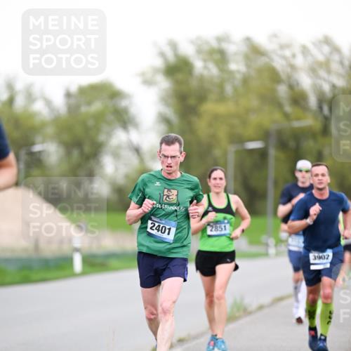 07.04.2024 - 43. Internationalen Wilhelmsburger Insellauf Dr. Thomas Lammeyer http://msf.ph/oto/6038109 07.04.2024 10:25:52 Laufen 2401, 2851, 3902 meine-sportfotos.de