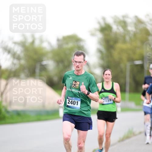 07.04.2024 - 43. Internationalen Wilhelmsburger Insellauf Dr. Thomas Lammeyer http://msf.ph/oto/6038116 07.04.2024 10:25:53 Laufen 2401 meine-sportfotos.de