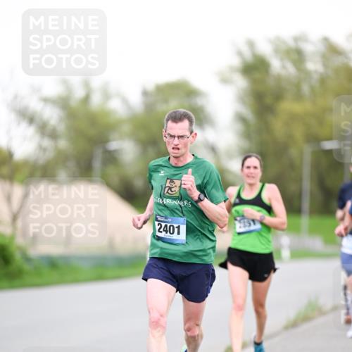 07.04.2024 - 43. Internationalen Wilhelmsburger Insellauf Dr. Thomas Lammeyer http://msf.ph/oto/6038117 07.04.2024 10:25:53 Laufen 2401 meine-sportfotos.de