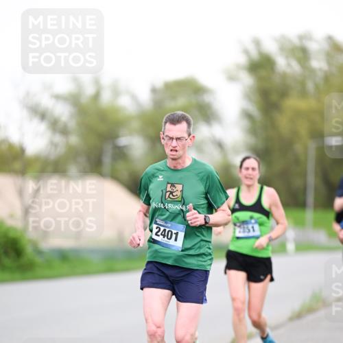 07.04.2024 - 43. Internationalen Wilhelmsburger Insellauf Dr. Thomas Lammeyer http://msf.ph/oto/6038118 07.04.2024 10:25:53 Laufen 2401, 2251 meine-sportfotos.de