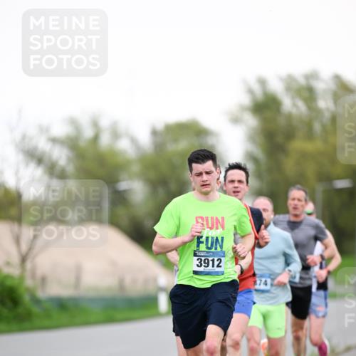 07.04.2024 - 43. Internationalen Wilhelmsburger Insellauf Dr. Thomas Lammeyer http://msf.ph/oto/6038157 07.04.2024 10:26:03 Laufen 3912, 74 meine-sportfotos.de